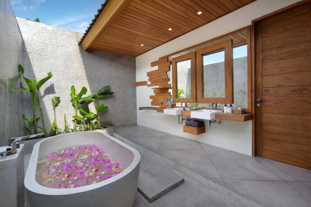 Superior Suite, bathroom