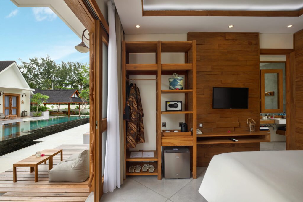 Deluxe Queen Room