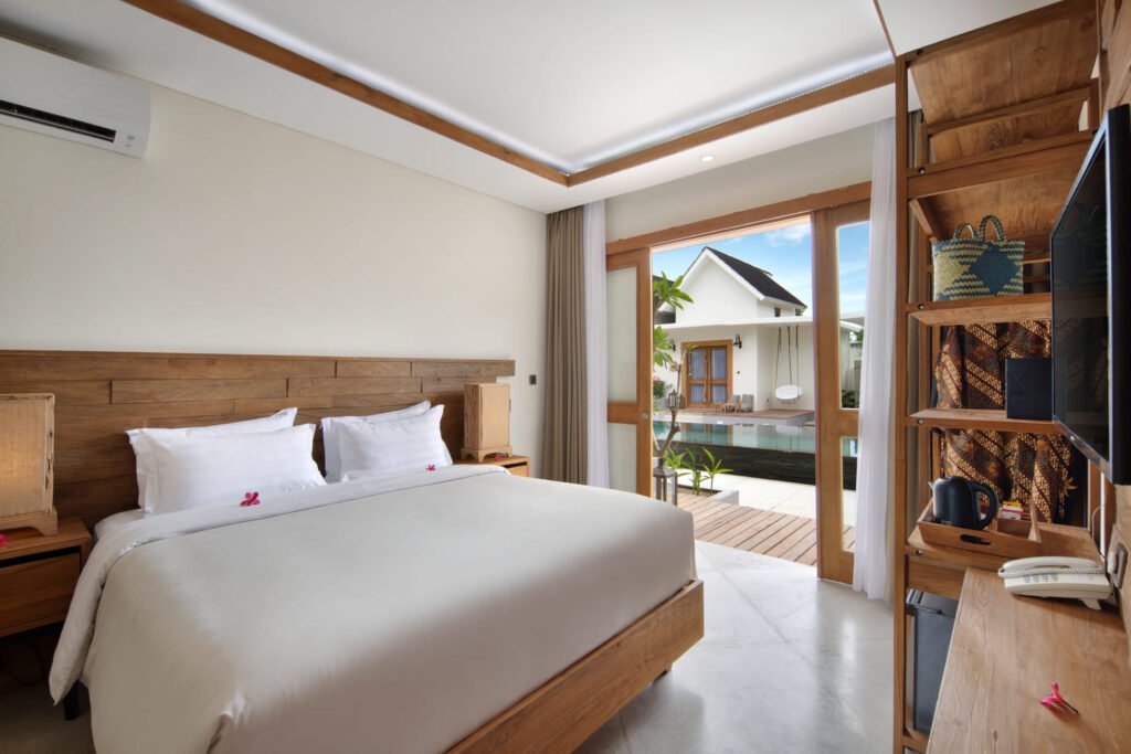 Deluxe Queen Room